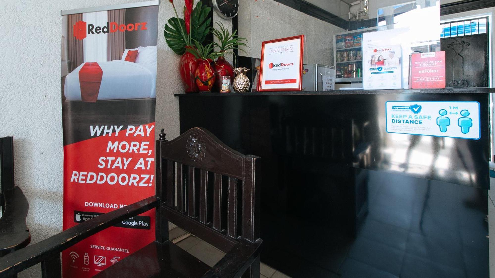 Reddoorz At Plus Villa Gloria Taguig Eksteriør billede
