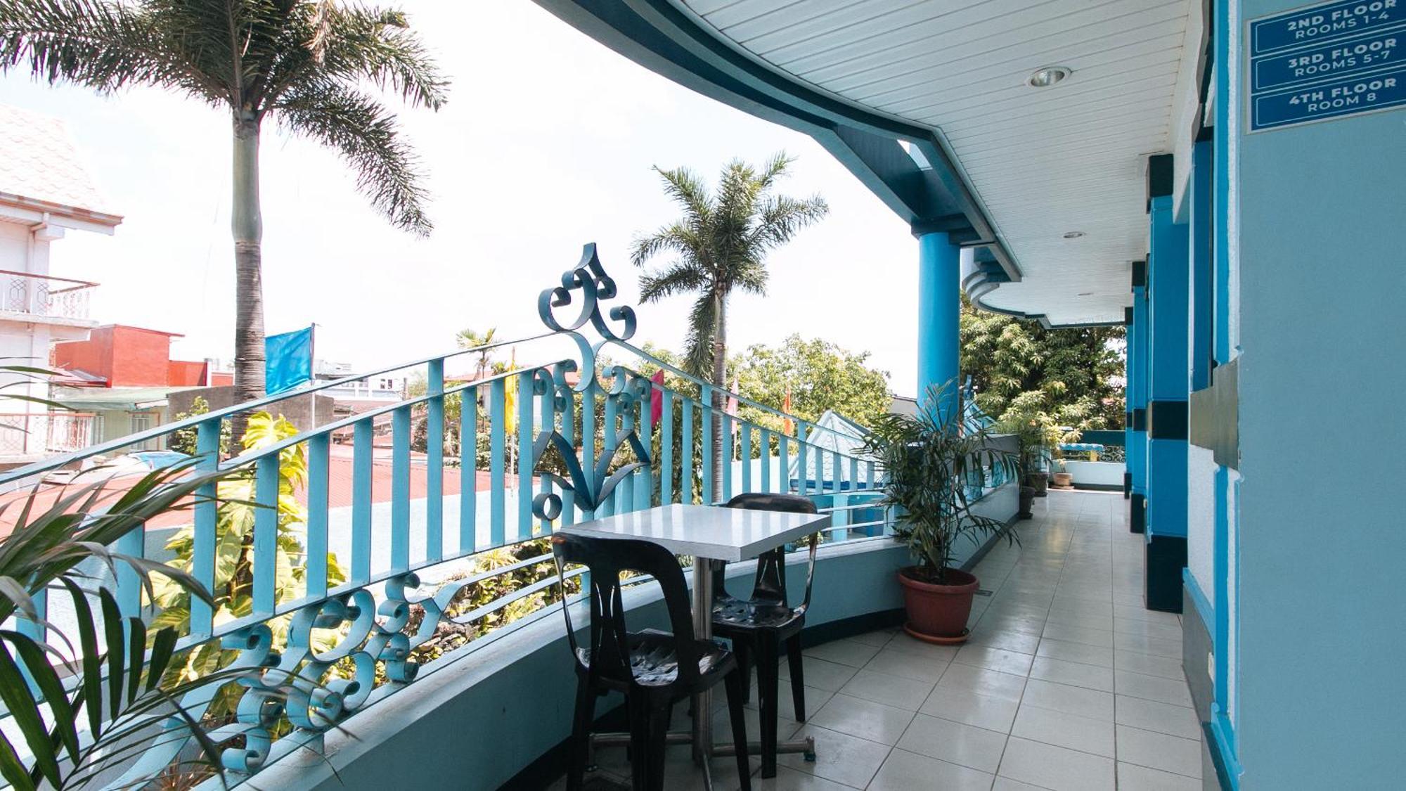 Reddoorz At Plus Villa Gloria Taguig Eksteriør billede