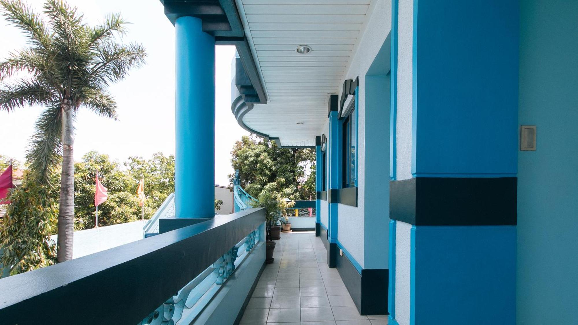 Reddoorz At Plus Villa Gloria Taguig Eksteriør billede